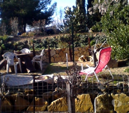 Location parking & garage Montels Hérault - Photos Vivastreet location d'une parcelle de 2465 m2 pour jardinage