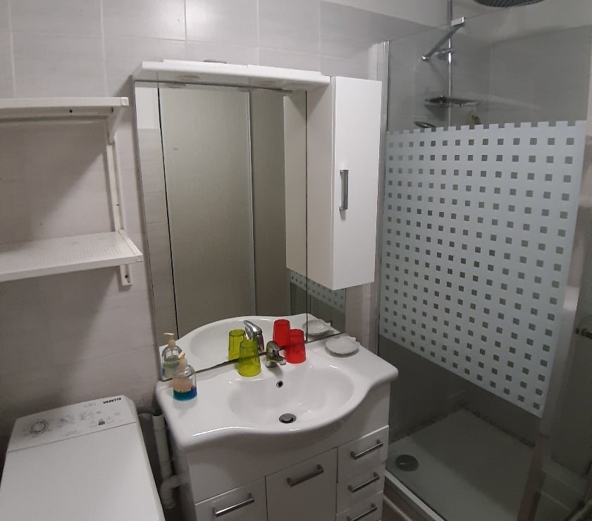 location saisonniere Var Cavalaire sur Mer - 83240 - Photos Vivastreet Rez de jardin à CAVALAIRE SUR MER(Var)