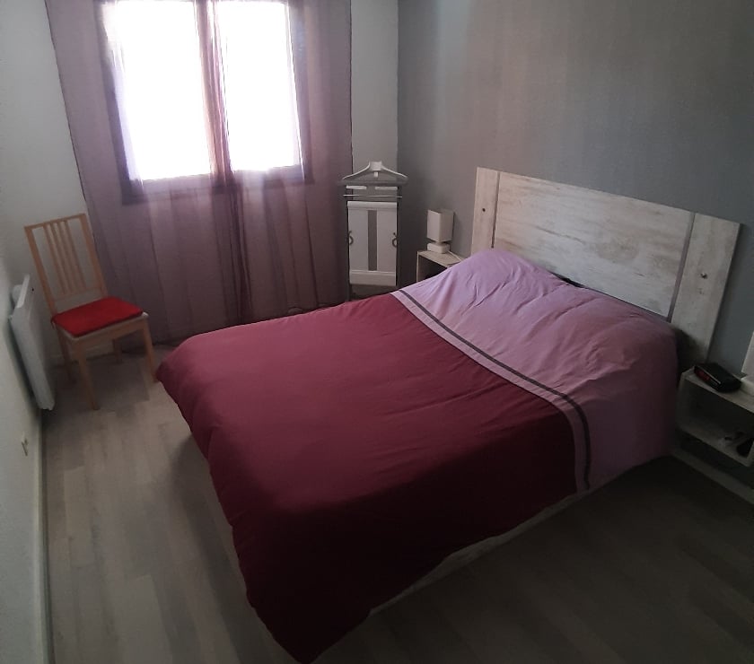 location saisonniere Var Cavalaire sur Mer - 83240 - Photos Vivastreet Rez de jardin à CAVALAIRE SUR MER(Var)