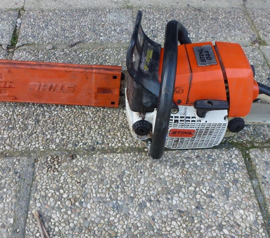  Marne Chalons en Champagne - 51000 - Photos Vivastreet tronçonneuse sthil model 044