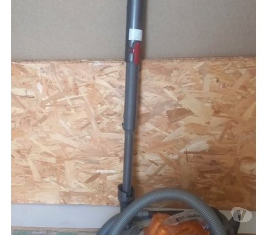 Electroménager occasion Var Hyeres - 83400 - Photos Vivastreet ASPIRATEUR DYSON