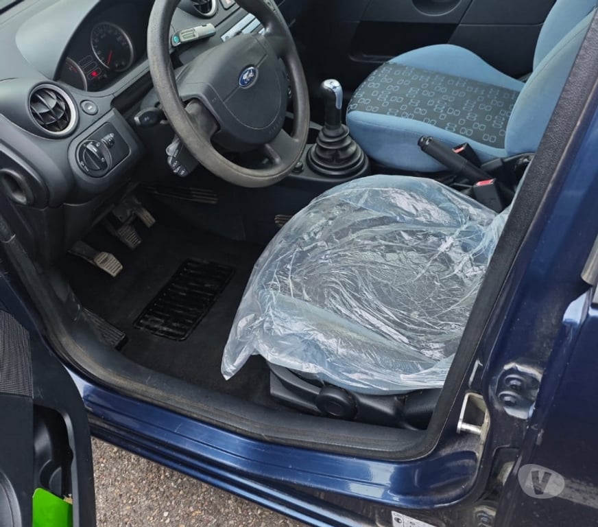 Voiture d'occasion Loire Le Chambon Feugerolles - 42500 - Photos Vivastreet À vendre ford fiesta