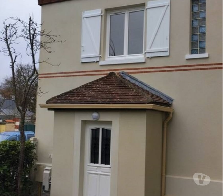 Location maison Yvelines St Germain en Laye - 78100 - Photos Vivastreet Maisonnette de charme, indépendance et confort.