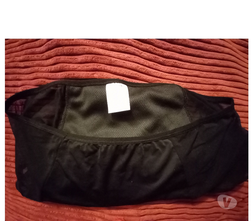 Vêtements occasion Var Bormes les Mimosas - 83230 - Photos Vivastreet LOT 3 CULOTTES FUITES URINAIRES