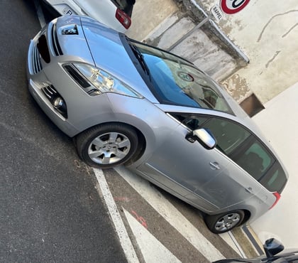 Voiture d'occasion Toulon Toulon - Photos Vivastreet Peugeot 5008 2012