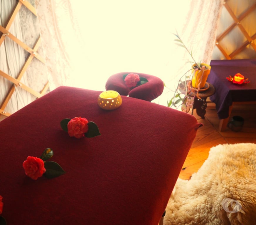 Massages Finistère Douarnenez - 29100 - Photos Vivastreet Massage Tantrique et Cachemirien