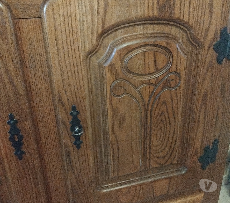 Ameublement & art de la table Pas-de-Calais Wingles - 62410 - Photos Vivastreet salle à manger en chêne massif