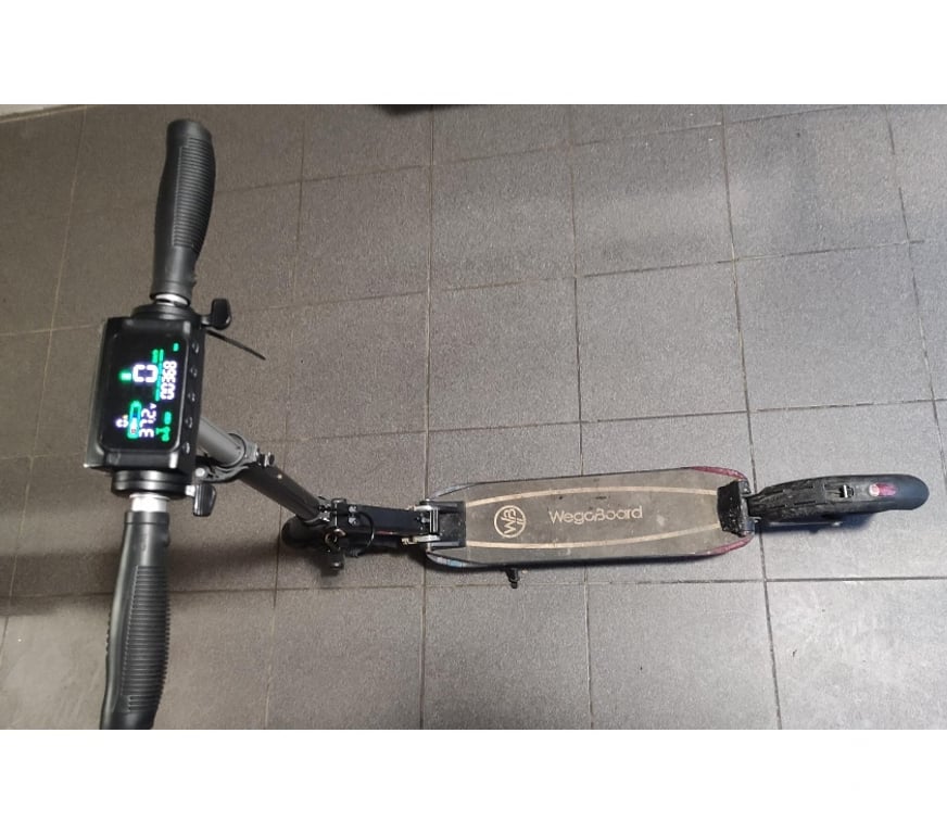 Matériel de sport Essonne Draveil - 91210 - Photos Vivastreet Trottinette électrique WegoBoard suprem 3 quasi-neuf