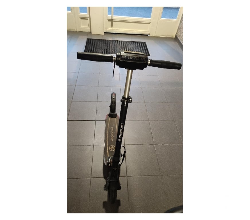 Matériel de sport Essonne Draveil - 91210 - Photos Vivastreet Trottinette électrique WegoBoard suprem 3 quasi-neuf
