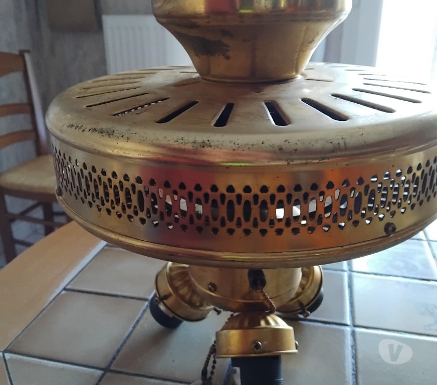 Décoration - art Pas-de-Calais Wingles - 62410 - Photos Vivastreet Moteur de ventilateur de plafond lustre