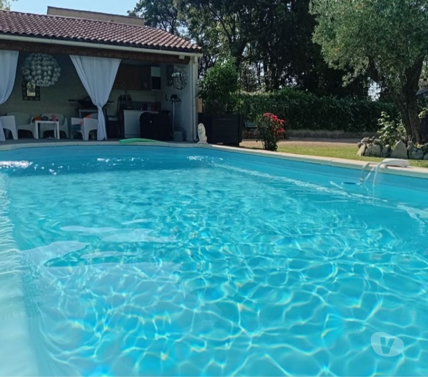 location saisonniere Vaucluse L'Isle sur la Sorgue - 84800 - Photos Vivastreet GITE DE CHARME, piscine, climatisé, Provence & Luberon