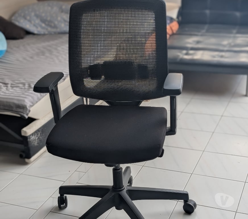 Ameublement & art de la table Alpes-Maritimes Nice - Photos Vivastreet Chaise de bureau