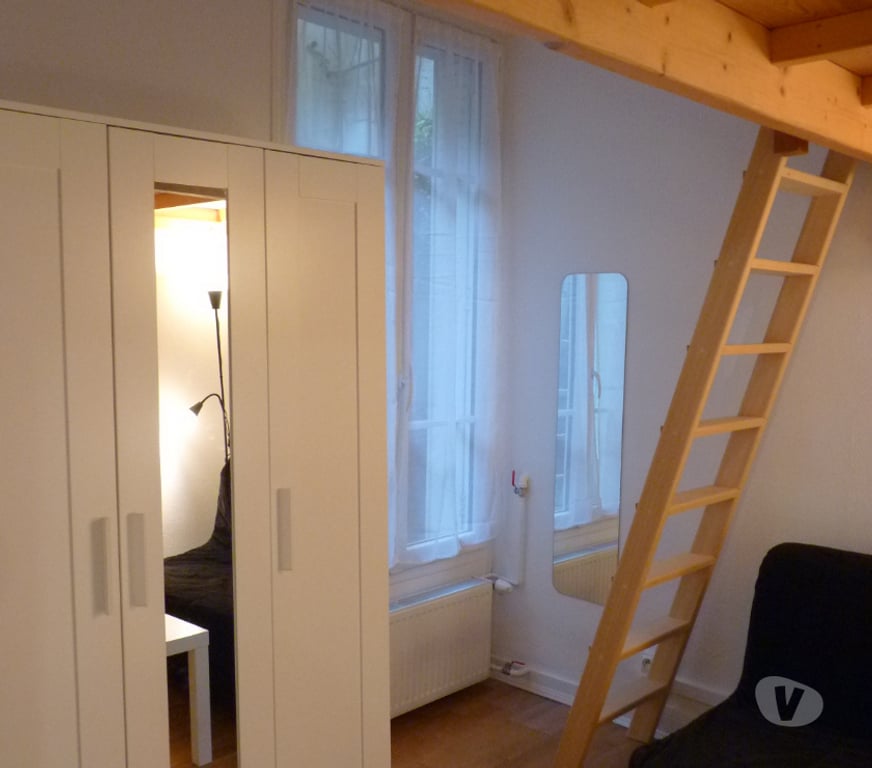 Appartement meublé Paris Paris 20ème ardt - 75020 - Photos Vivastreet Très beau F1 refait à neuf Paris