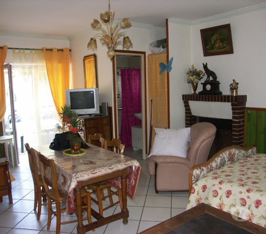 Location maison meublée Loire-Atlantique St Brevin les Pins - 44250 - Photos Vivastreet LOUE LOCATION 480 EUROS + CHARGES MITOYENNE REF 3