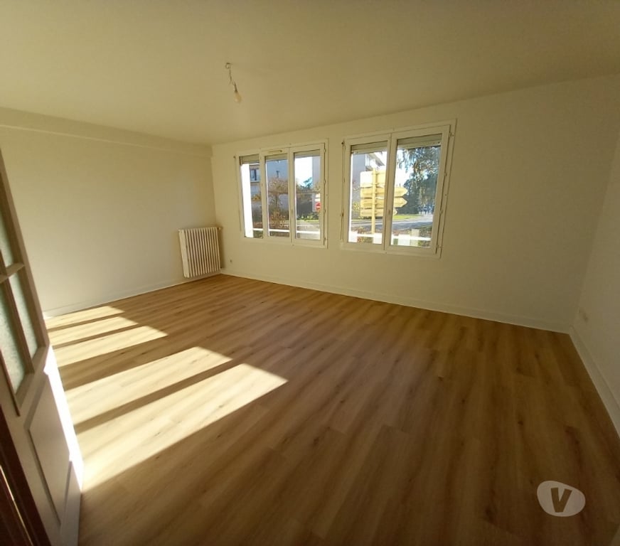 Location appartement Saône-et-Loire Paray le Monial - 71600 - Photos Vivastreet F3 Résidence du collège