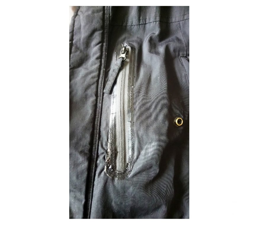 Vêtements occasion Seine-Saint-Denis La Courneuve - 93120 - Photos Vivastreet Parka Celio pour homme