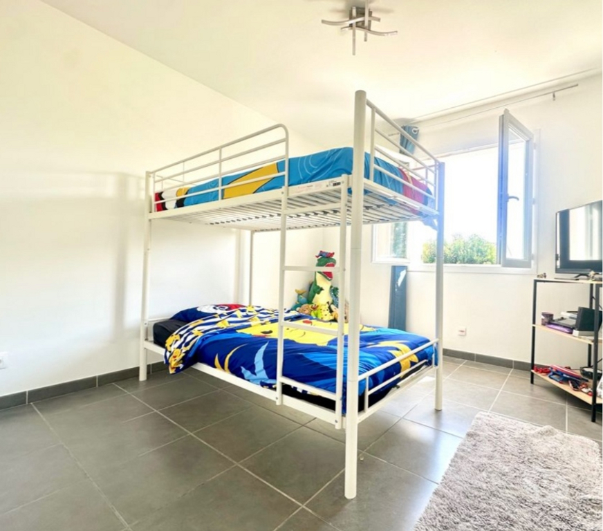 Vente Maison Vaucluse Jonquieres - 84150 - Photos Vivastreet BELLE MAISON SPACIEUSE