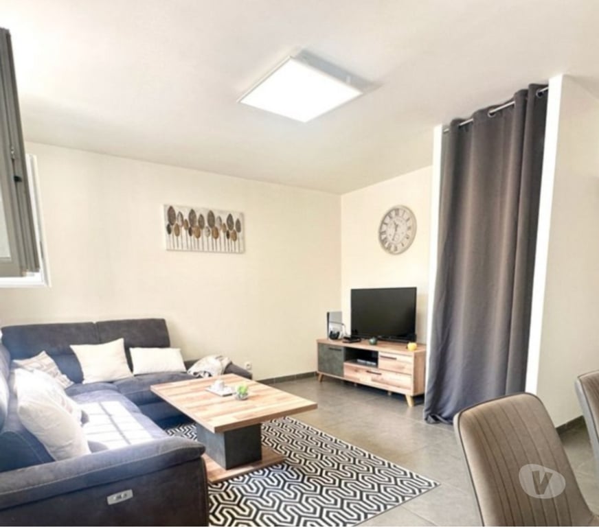 Vente Maison Vaucluse Jonquieres - 84150 - Photos Vivastreet BELLE MAISON SPACIEUSE