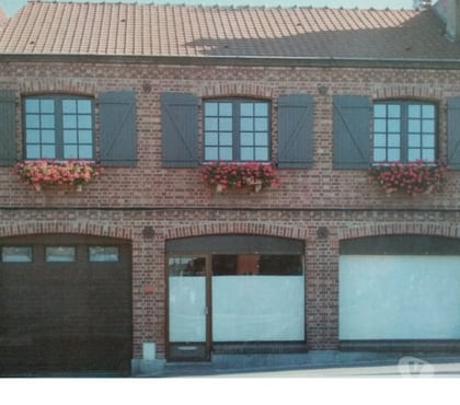 vente, location de bureaux Roubaix Nord - Photos Vivastreet IMMEUBLE  COMMERCIAL + HABITATION  sur 400M2