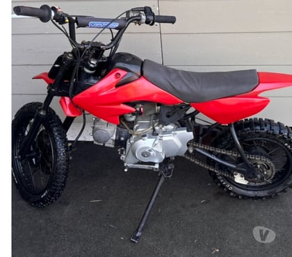 Moto a vendre Marck Pas-de-Calais - Photos Vivastreet Petite moto avec roue arrière à refaire