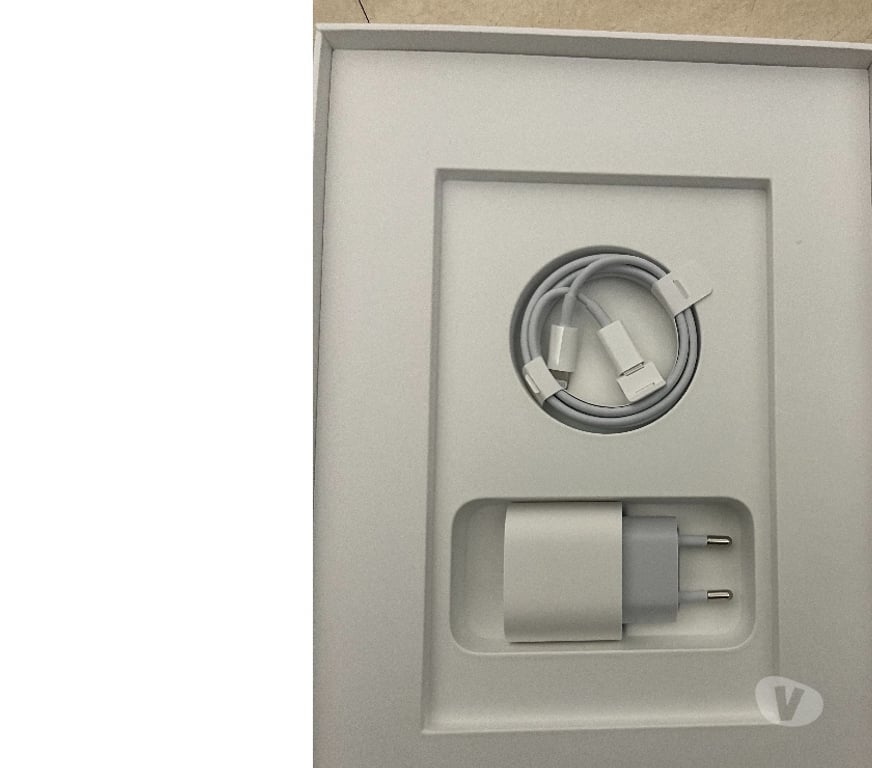 Téléphonie Loiret Orleans - Photos Vivastreet Ipad 9è génération 10.2 JAMAIS UTILISER 64 Go WIFI