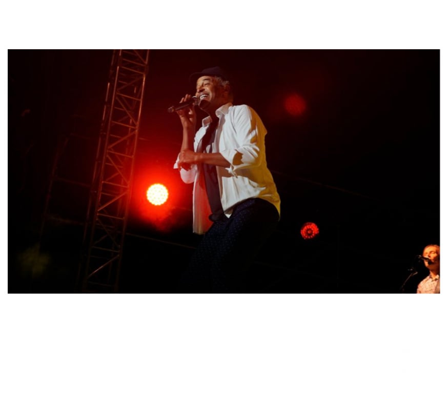 Spectacles Indre-et-Loire Joue les Tours - 37300 - Photos Vivastreet 2 places concert Yannick Noah le 3 février Joué-lès-Tours