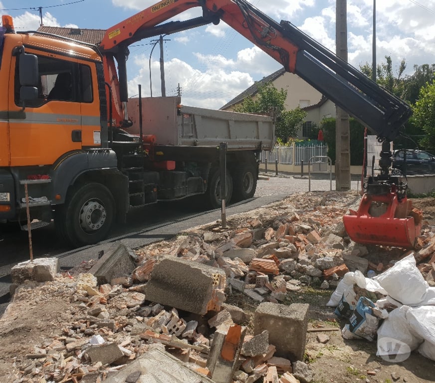 Autre Service Seine-Saint-Denis St Denis - 93200 - Photos Vivastreet TERRASSEMENT Location Mini Pelle Camion Benne IDF