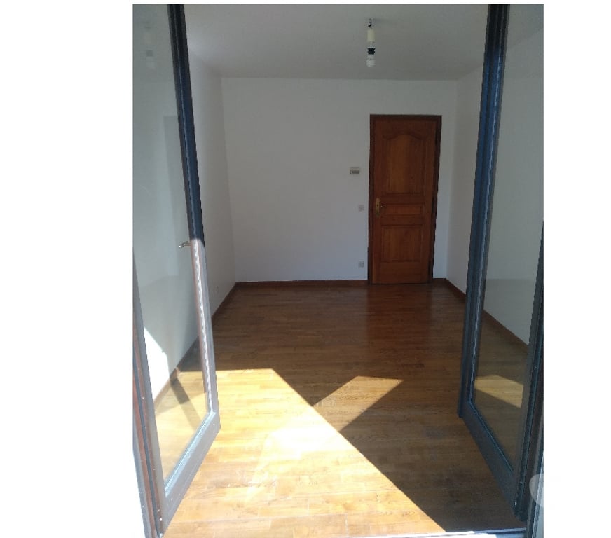 Vente Maison Nord Roubaix - 59100 - Photos Vivastreet MAISON 9 PIECES 400 M2