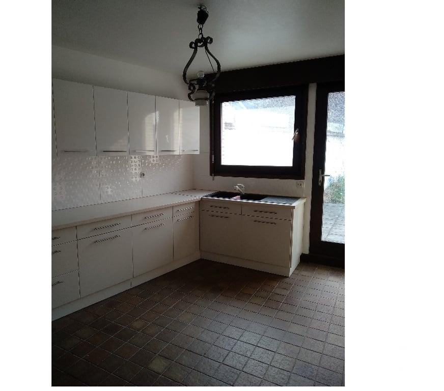 Vente Maison Nord Roubaix - 59100 - Photos Vivastreet MAISON 9 PIECES 400 M2