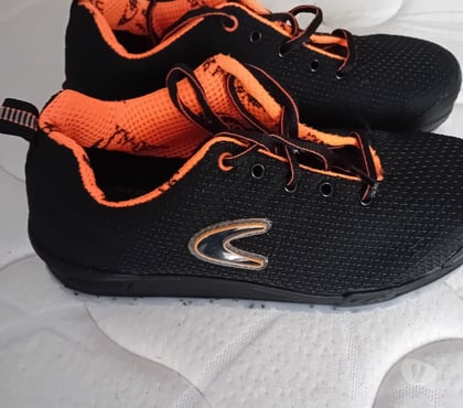 Chaussures occasion La Mothe Achard Vendée - Photos Vivastreet Vend chaussures de sécurité