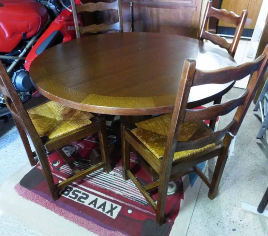 Ameublement & art de la table Bouches-du-Rhône Aix en Provence - Photos Vivastreet Table ronde bois massif