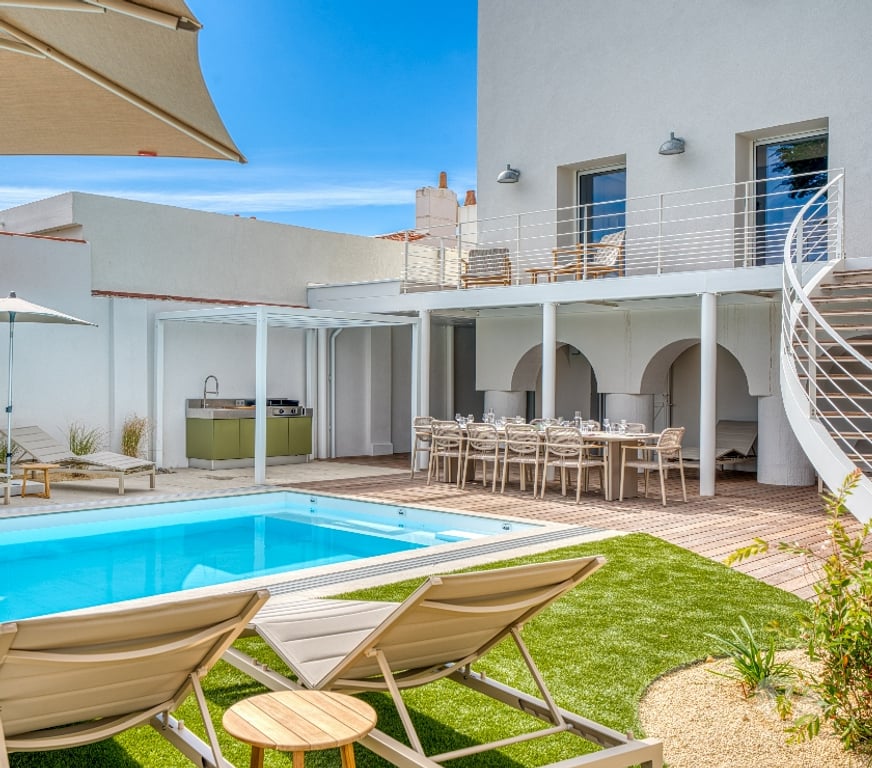 location saisonniere Vendée St Gilles Croix de Vie - 85800 - Photos Vivastreet Villa de famille face mer et avec piscine chauffée, pour 10