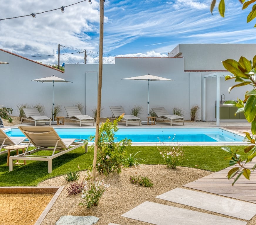 location saisonniere Vendée St Gilles Croix de Vie - 85800 - Photos Vivastreet Villa de famille face mer et avec piscine chauffée, pour 10