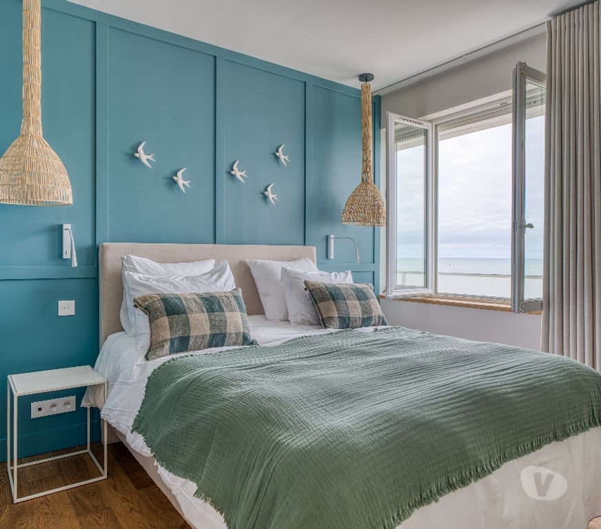 location saisonniere Vendée St Gilles Croix de Vie - 85800 - Photos Vivastreet Villa de famille face mer et avec piscine chauffée, pour 10