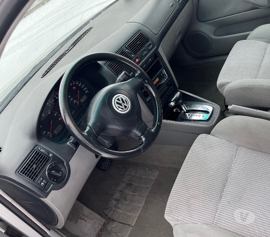 Voiture d'occasion Haut-Rhin Wittenheim - 68270 - Photos Vivastreet Golf 4 boite automatique