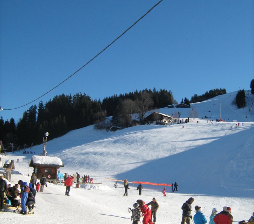 location saisonniere Savoie Notre Dame de Bellecombe - 73590 - Photos Vivastreet LOUE STUDIO EN SAVOIE à NOTRE DAME DE BELLECOMBE ski