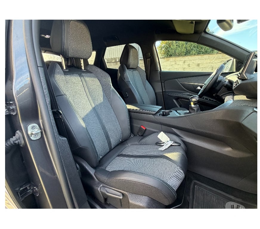 Voiture d'occasion Oise Nogent sur Oise - 60180 - Photos Vivastreet PEUGEOT 3008 ALLURE PACK 130CH ESSENCE EAT8 AN 09 2023