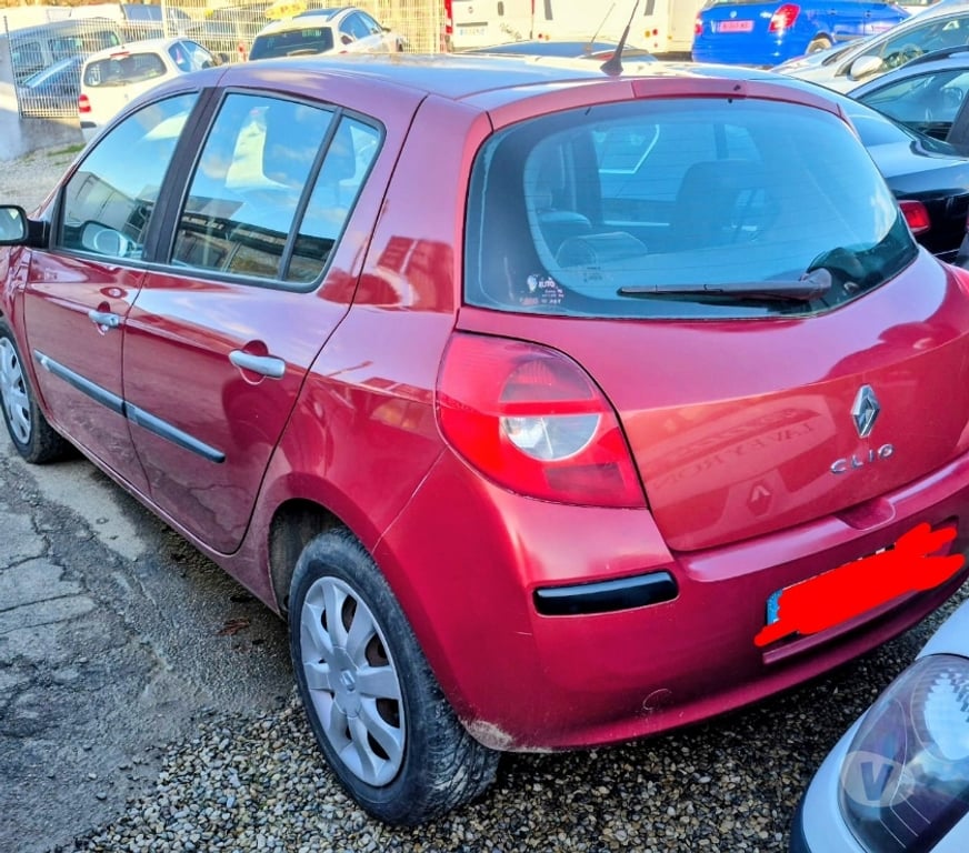 Voiture d'occasion Ardèche Annonay - 07100 - Photos Vivastreet Renault clio 3 ct ok distrib neuve