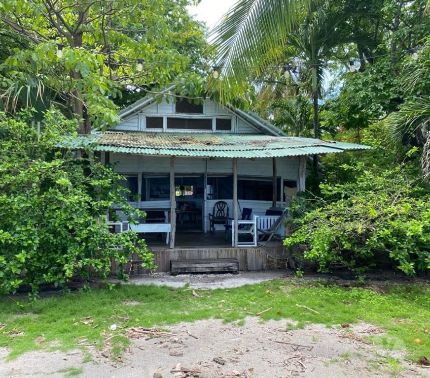 Location maison meublée Gard Nimes - Photos Vivastreet maison face à l'océan à louer au Costa Rica