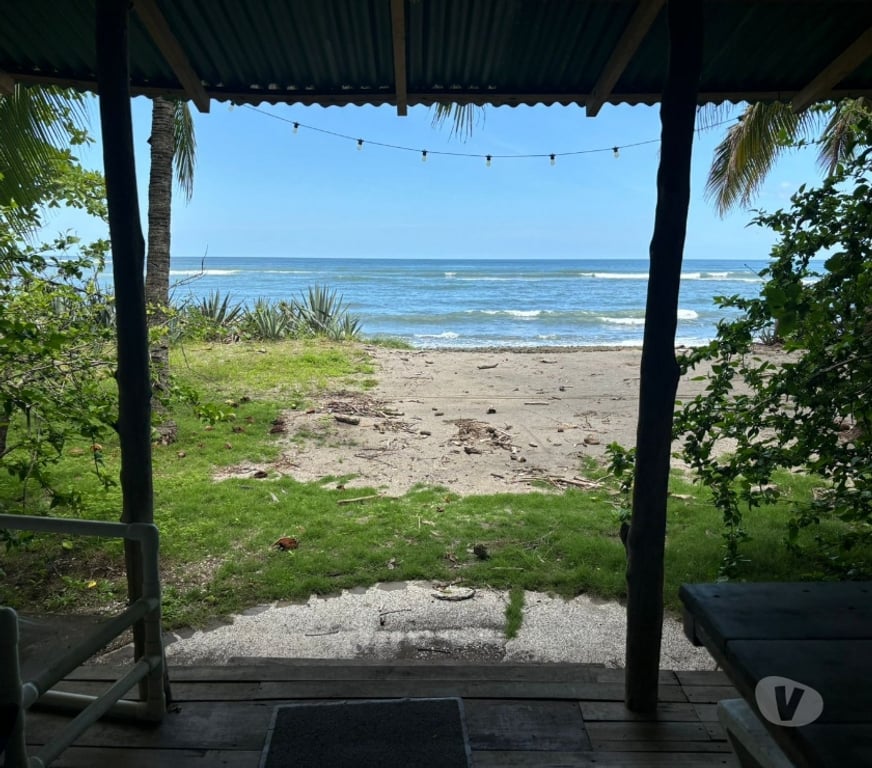 Location maison meublée Gard Nimes - Photos Vivastreet maison face à l'océan à louer au Costa Rica