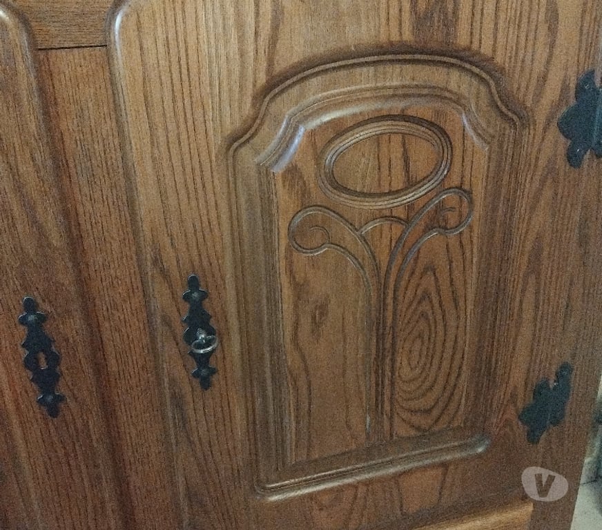 Ameublement & art de la table Pas-de-Calais Wingles - 62410 - Photos Vivastreet Salle à manger complète en chêne massif