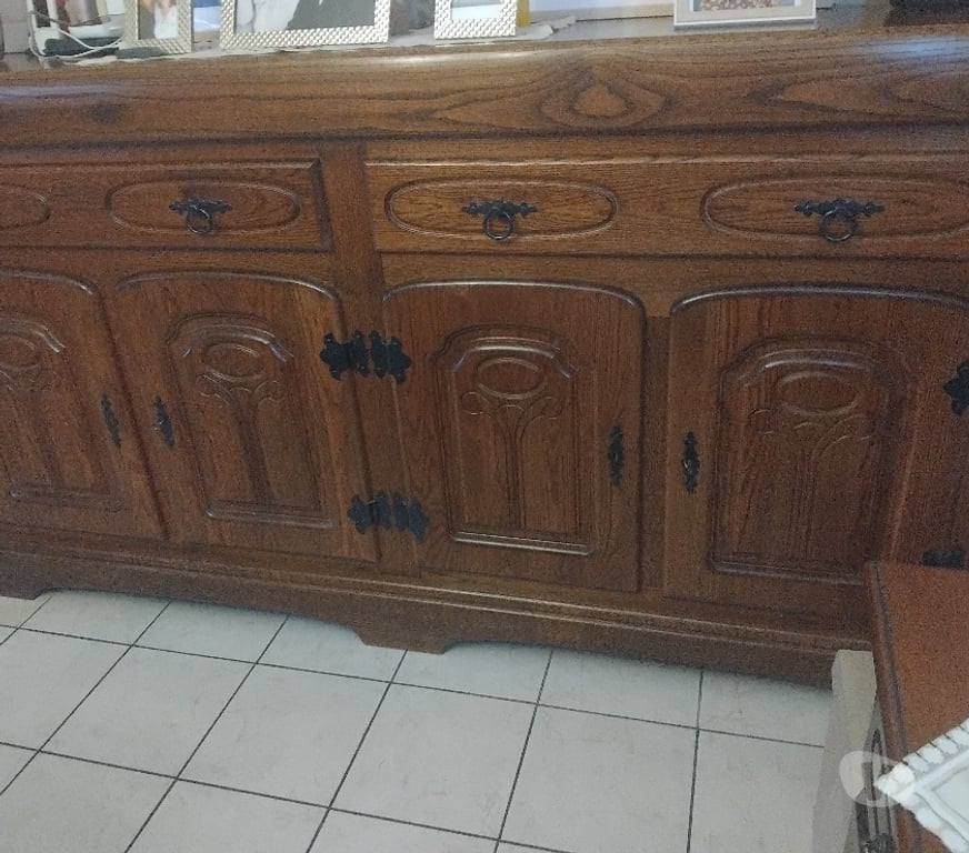 Ameublement & art de la table Pas-de-Calais Wingles - 62410 - Photos Vivastreet Salle à manger complète en chêne massif