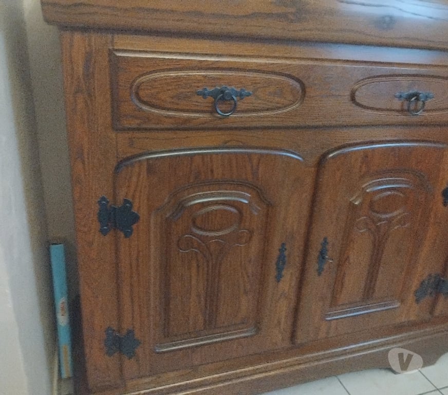 Ameublement & art de la table Pas-de-Calais Wingles - 62410 - Photos Vivastreet Salle à manger complète en chêne massif