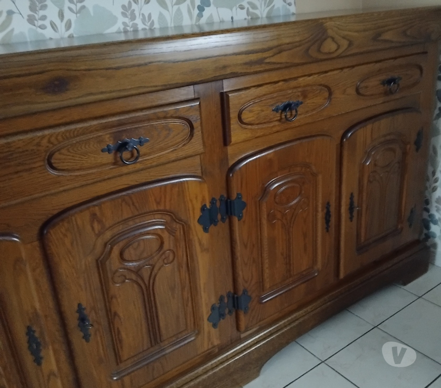 Ameublement & art de la table Pas-de-Calais Wingles - 62410 - Photos Vivastreet Salle à manger complète en chêne massif