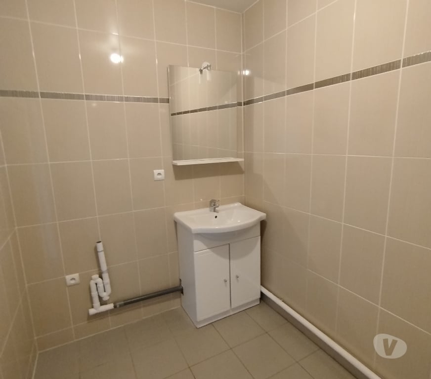 Location appartement Val-d'Oise St Ouen l'Aumone - 95310 - Photos Vivastreet F2 + parking + cave