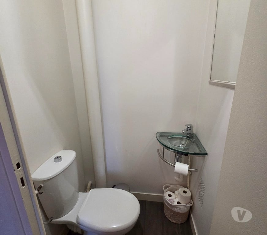 Location appartement Allier Vichy - 03200 - Photos Vivastreet T1BIS, Quartier Source Célestins Pôle Universitaire