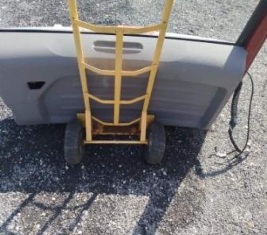 Pièces et services auto Aude Fitou - Photos Vivastreet hayon Renault Kangoo