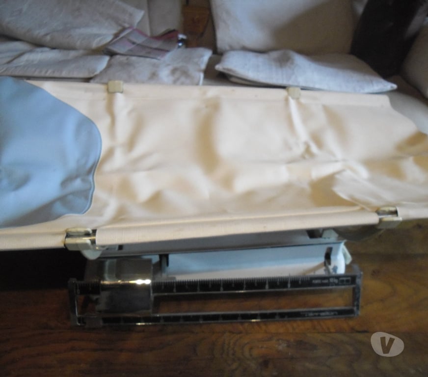 Equipements bébés Haute-Saône Borey - 70110 - Photos Vivastreet BALANCE PESE BEBE