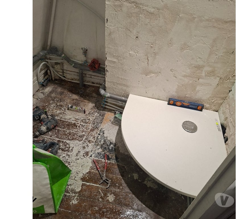 Artisans & dépannages Paris Paris 16ème ardt - 75016 - Photos Vivastreet Peintre et tout corps d'état en bâtiment.