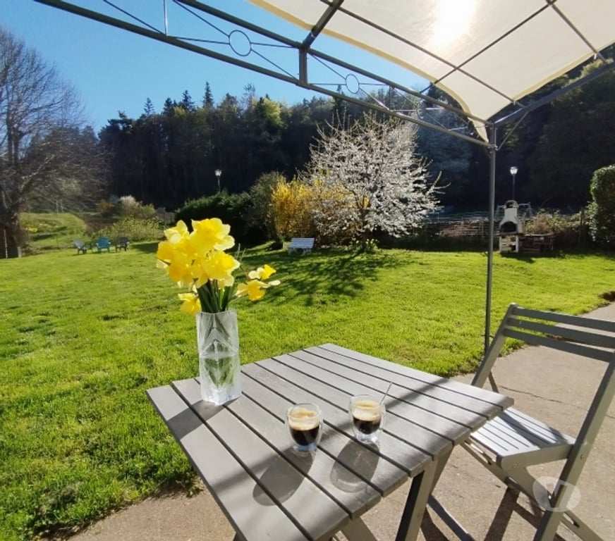 location saisonniere Puy-de-Dôme Murol - 63790 - Photos Vivastreet Gîte Le Pariou à Murol